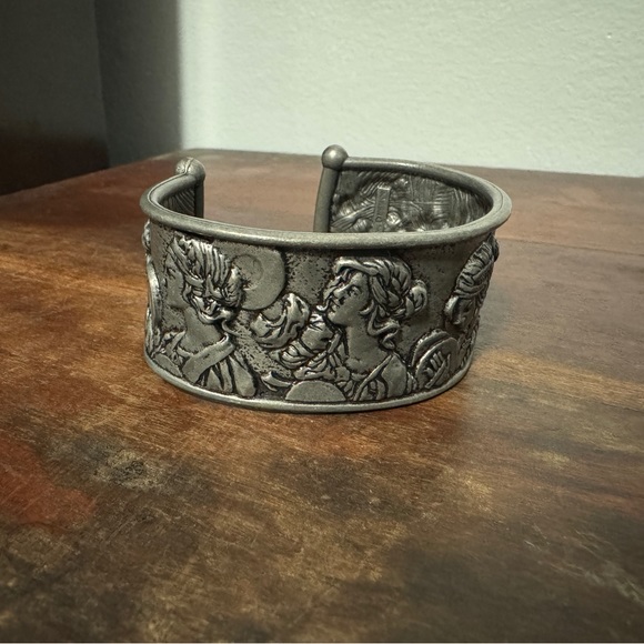Oberon Design Lady Parade Bracelet - Picture 6 of 6